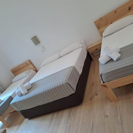 Hostal Andrea Sol Madrid Exterior foto