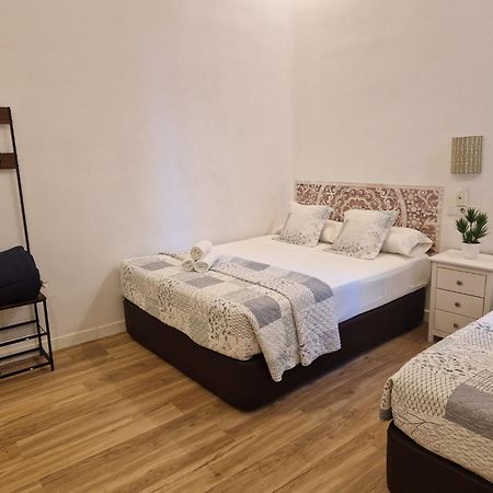 Hostal Andrea Sol Madrid Exterior foto