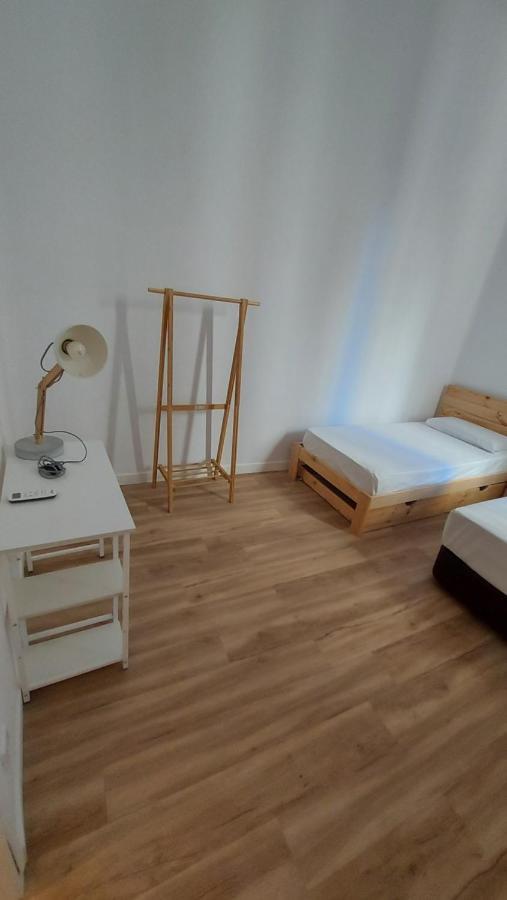 Hostal Andrea Sol Madrid Exterior foto