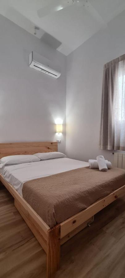 Hostal Andrea Sol Madrid Exterior foto
