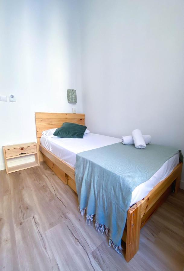 Hostal Andrea Sol Madrid Exterior foto